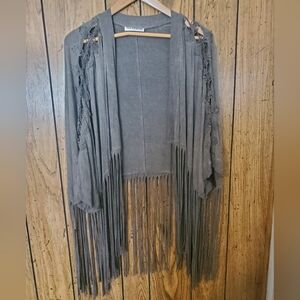 HEIRESS Gray Fringe Crochet Sleeve Detail Shrug - One Size